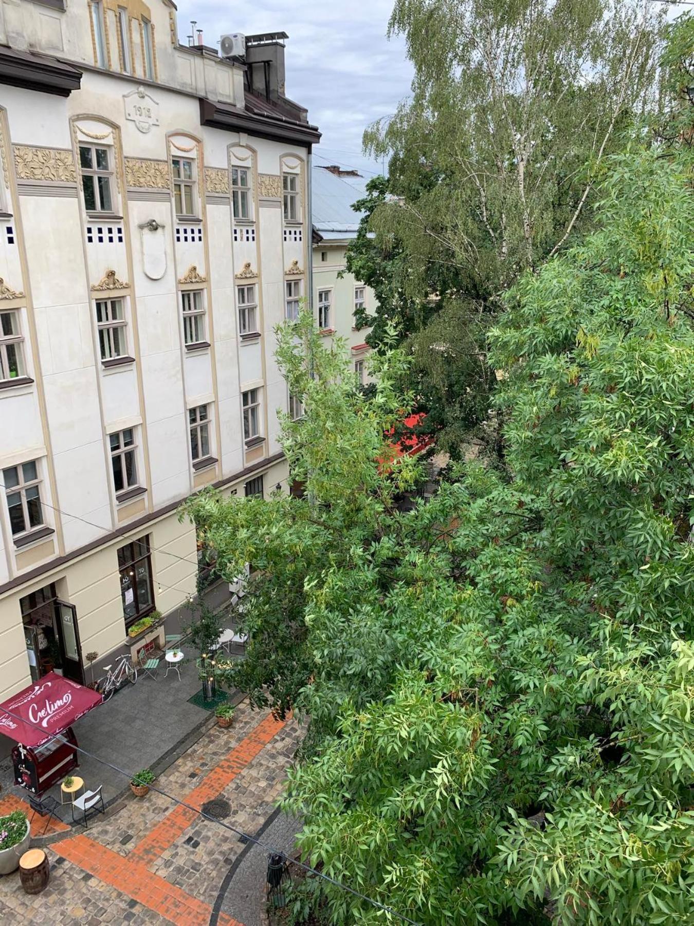 Apart Ivana Fedorovycha 30, Street Lviv Exterior photo